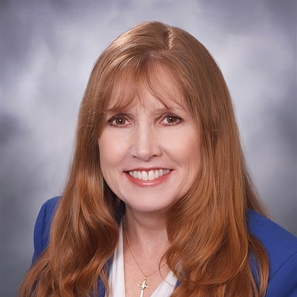 Headshot of Lynn M. Barrett