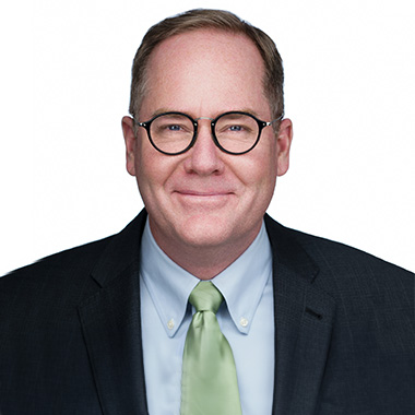 Headshot of Jeffrey Oliver